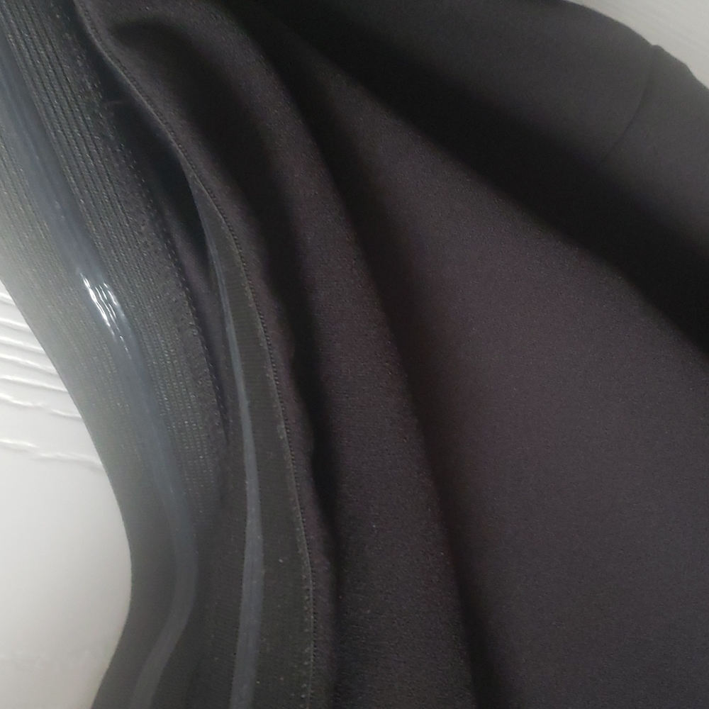 Off The Shoulder - image 3